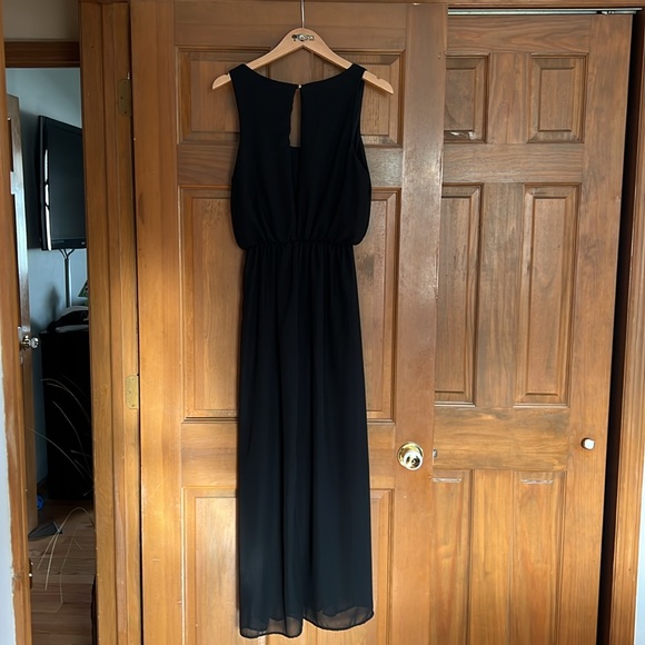 cute black dress with short dress insert - Picture 3 of 3
